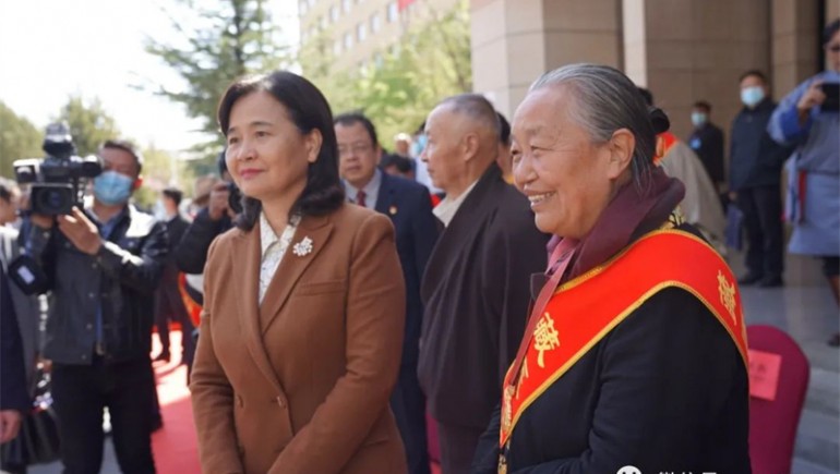 傳承精華，讓藏醫(yī)藥造福人民健康安全！